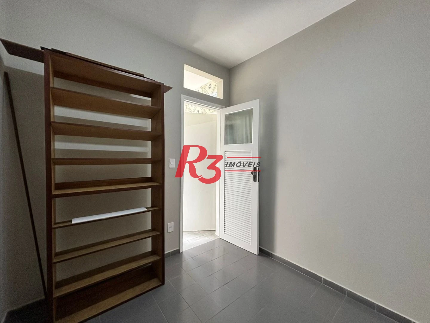 Apartamento para alugar, 115 m² por R$ 5.647,00/mês - Gonzaga - Santos/SP