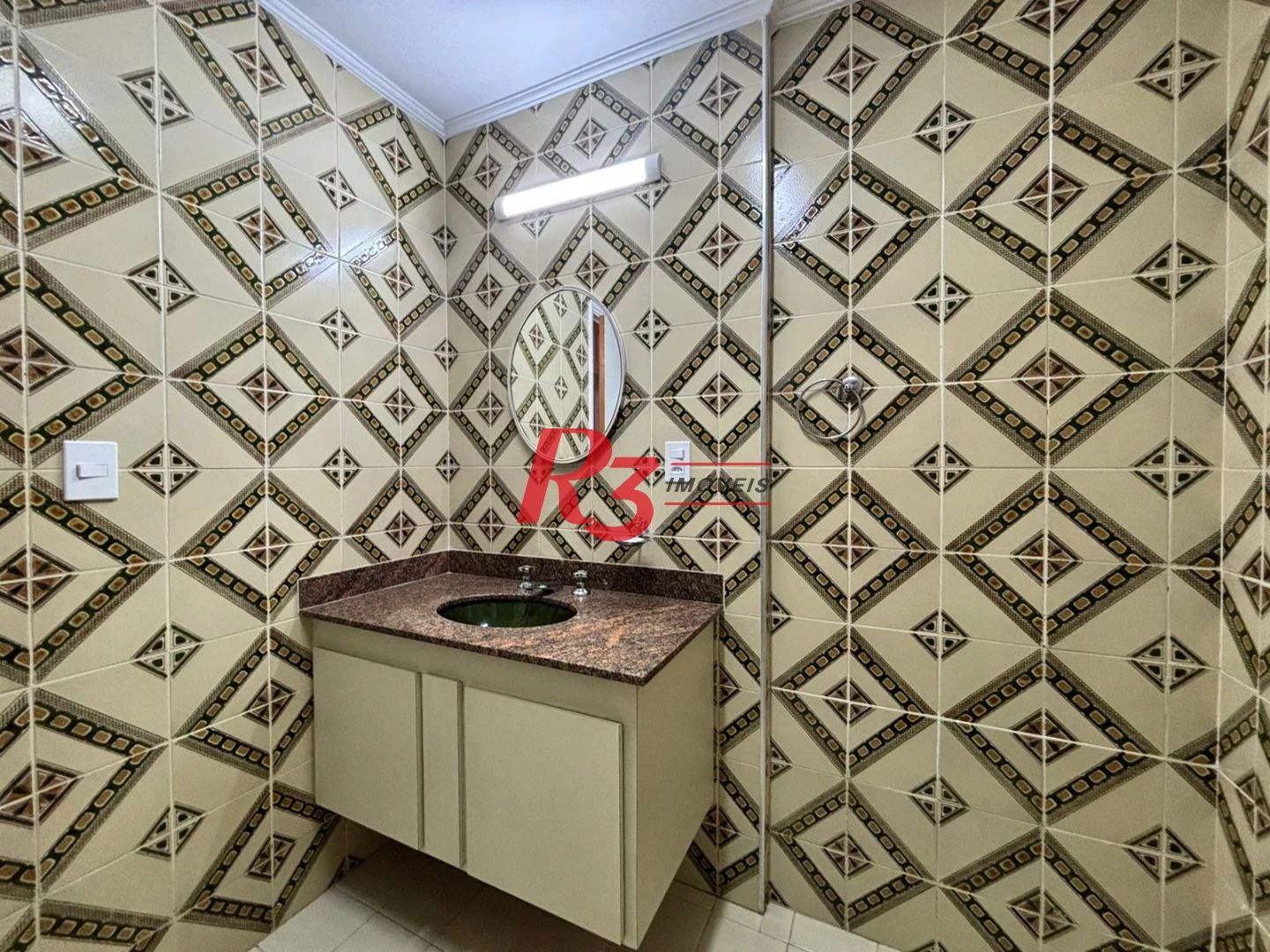 Apartamento para alugar, 115 m² por R$ 5.647,00/mês - Gonzaga - Santos/SP