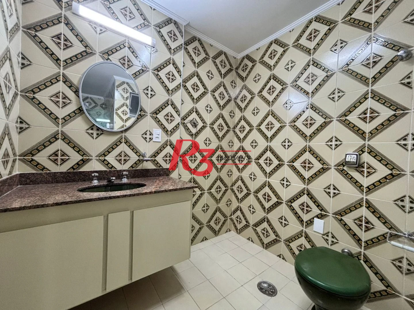 Apartamento para alugar, 115 m² por R$ 5.647,00/mês - Gonzaga - Santos/SP