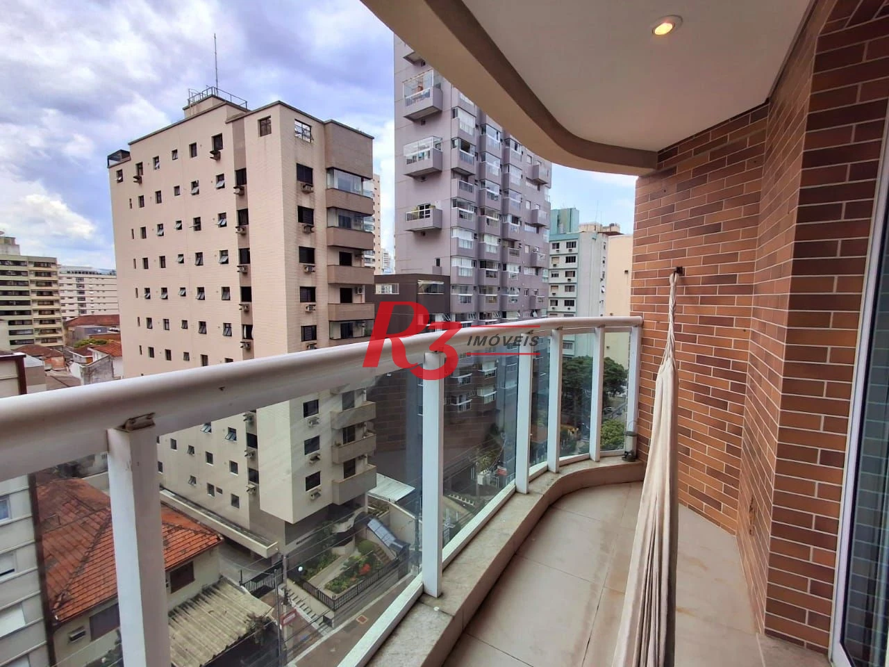 Apartamento com 1 dormitório à venda, 45 m² por R$ 800.000,00 - Gonzaga - Santos/SP