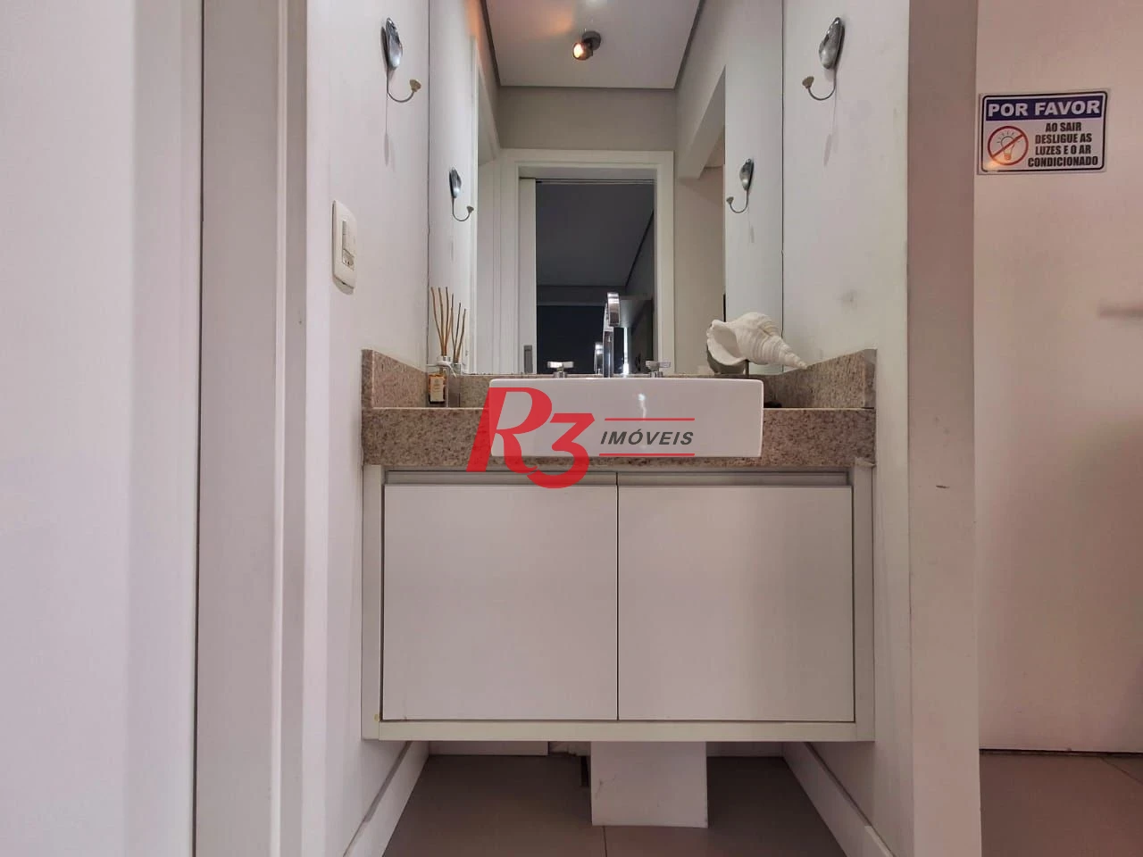 Apartamento com 1 dormitório à venda, 45 m² por R$ 800.000,00 - Gonzaga - Santos/SP