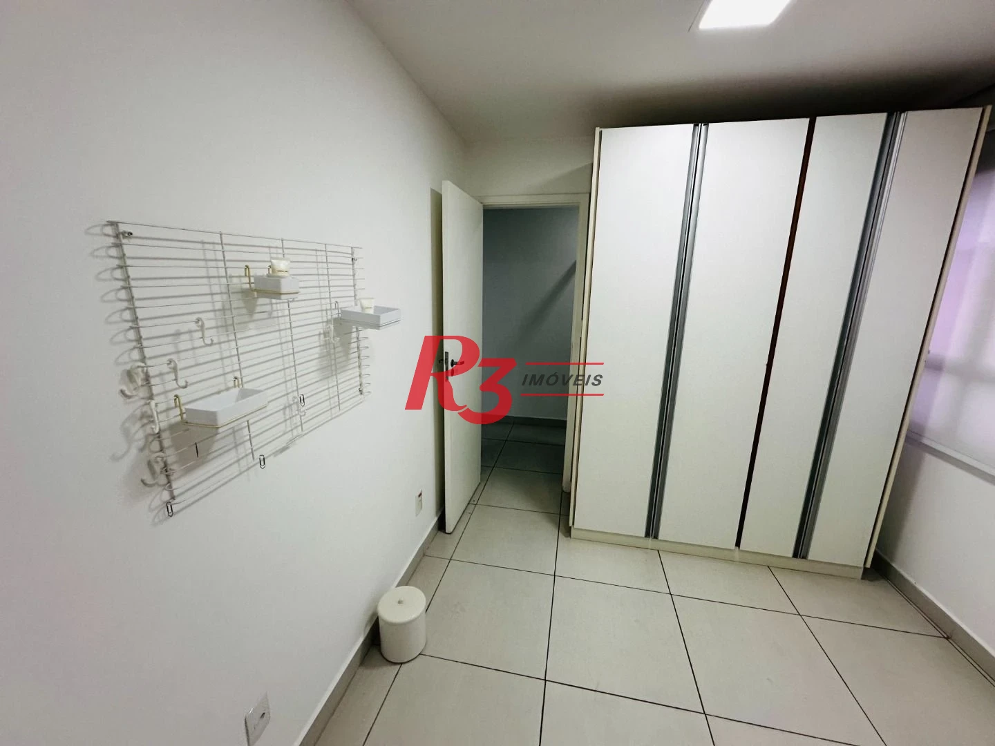Conjunto para alugar, 80 m² por R$ 4.800,00/mês - Macuco - Santos/SP