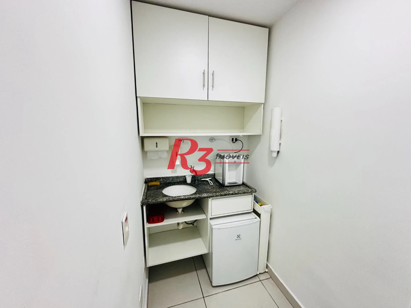 Conjunto para alugar, 80 m² por R$ 4.800,00/mês - Macuco - Santos/SP