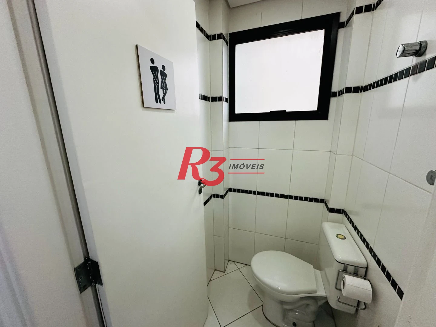 Conjunto para alugar, 80 m² por R$ 4.800,00/mês - Macuco - Santos/SP
