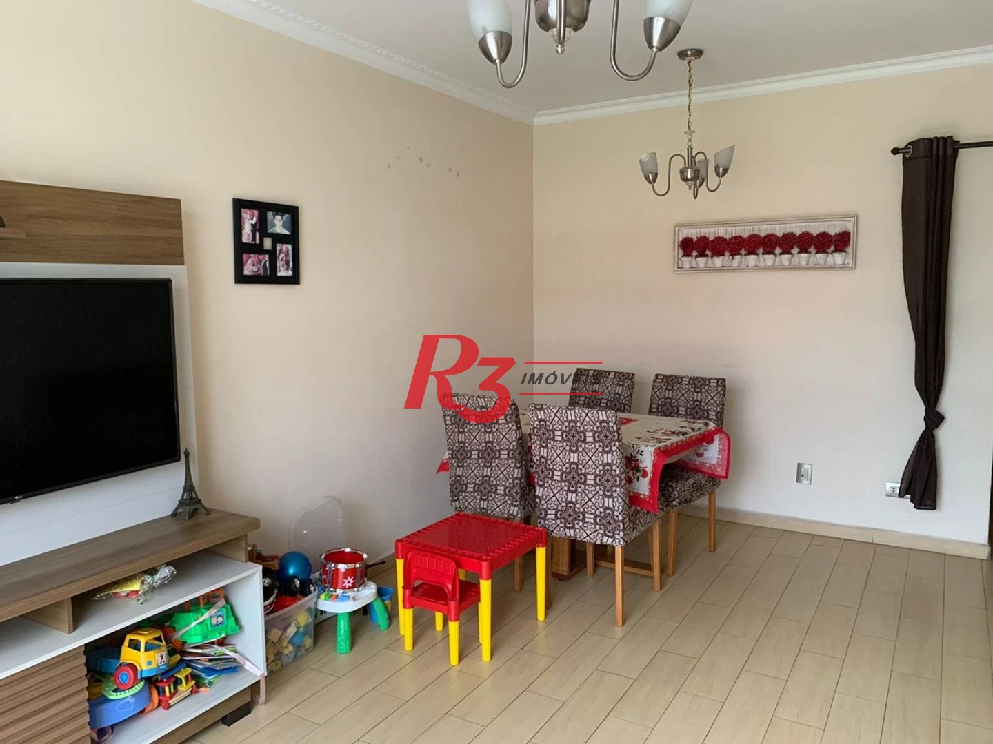 Apartamento com 3 dormitórios à venda, 100 m² por R$ 450.000,00 - Gonzaga - Santos/SP
