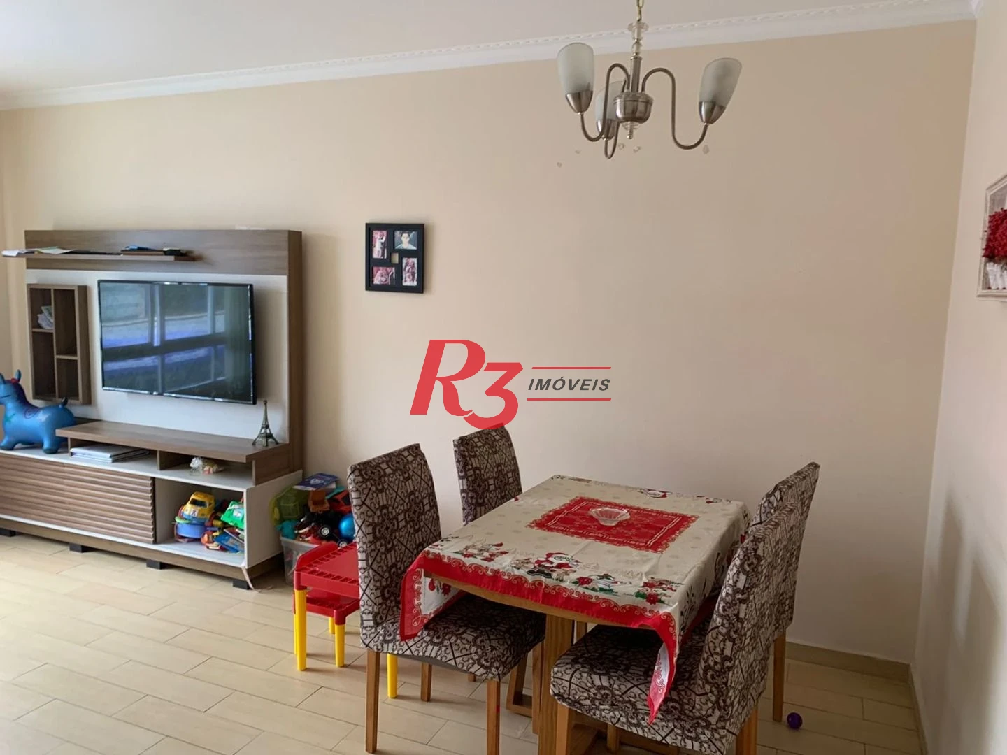 Apartamento com 3 dormitórios à venda, 100 m² por R$ 450.000,00 - Gonzaga - Santos/SP