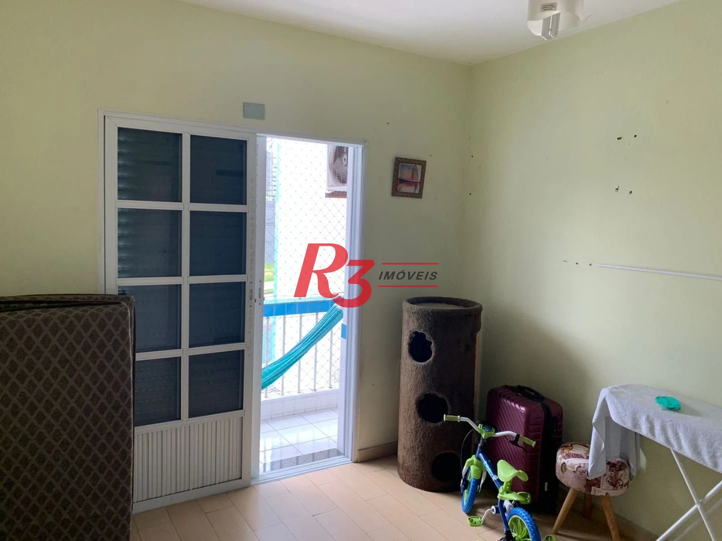 Apartamento com 3 dormitórios à venda, 100 m² por R$ 450.000,00 - Gonzaga - Santos/SP