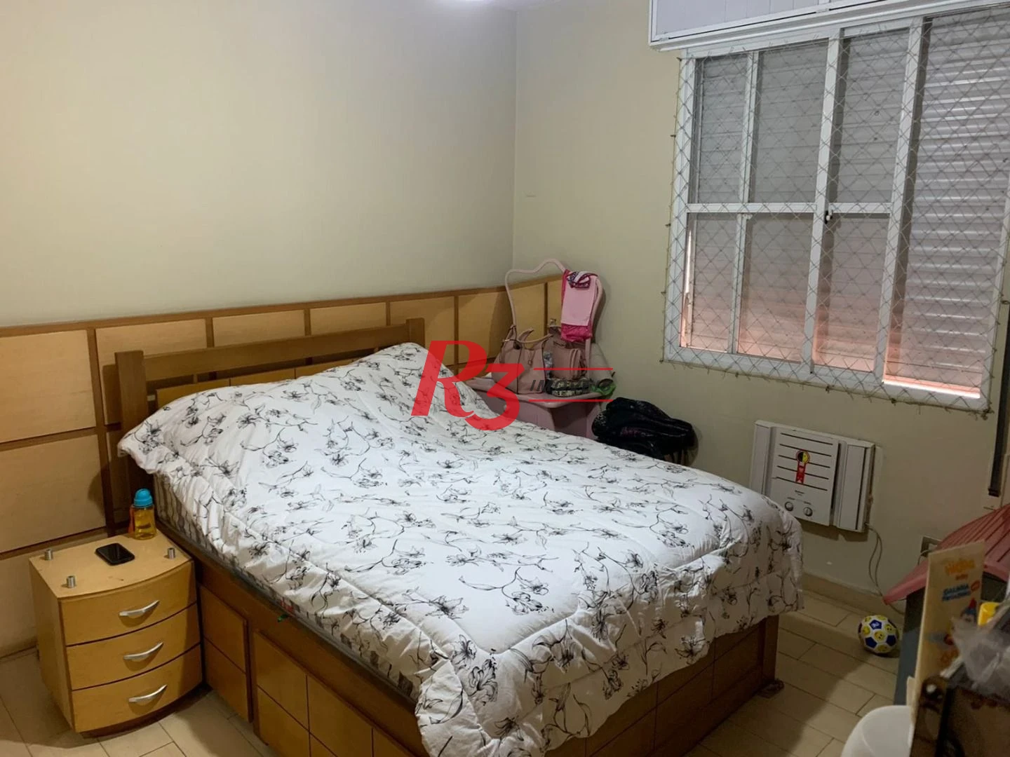 Apartamento com 3 dormitórios à venda, 100 m² por R$ 450.000,00 - Gonzaga - Santos/SP