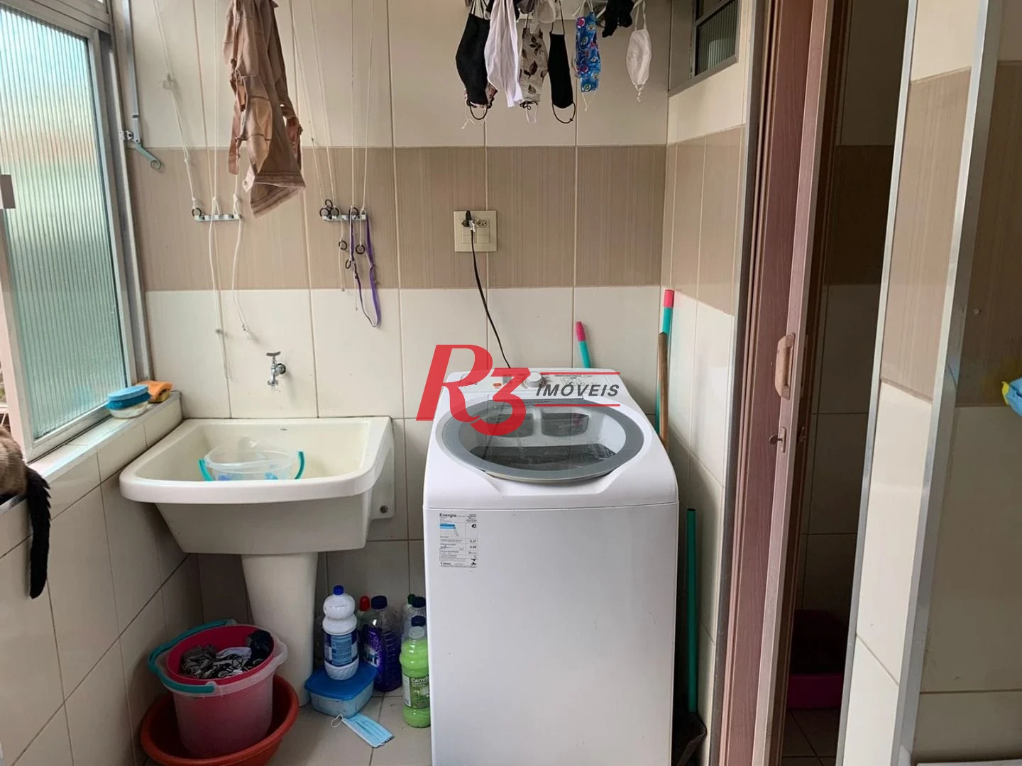 Apartamento com 3 dormitórios à venda, 100 m² por R$ 450.000,00 - Gonzaga - Santos/SP