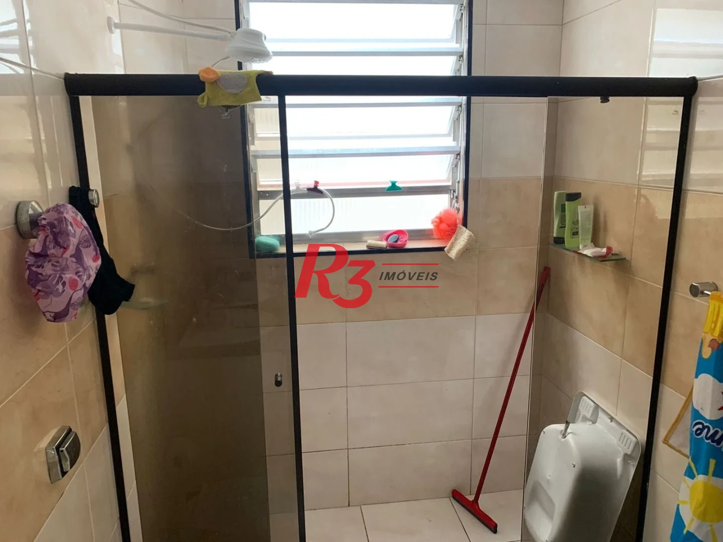 Apartamento com 3 dormitórios à venda, 100 m² por R$ 450.000,00 - Gonzaga - Santos/SP