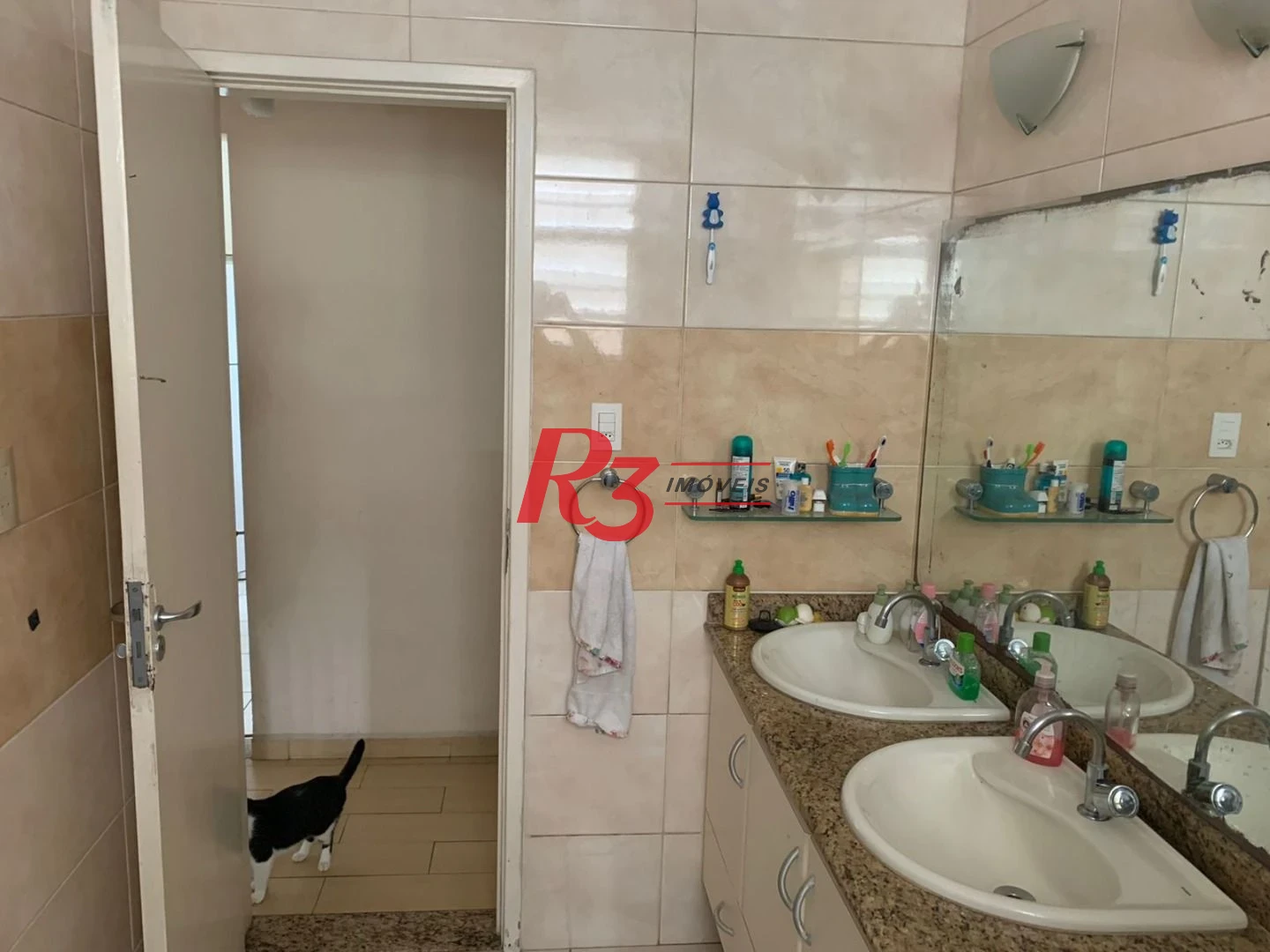 Apartamento com 3 dormitórios à venda, 100 m² por R$ 450.000,00 - Gonzaga - Santos/SP