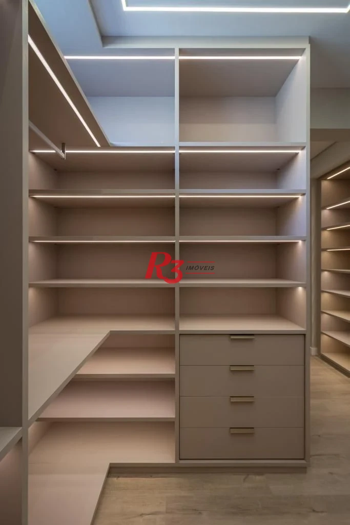 Apartamento com 4 dormitórios à venda, 270 m² por R$ 3.050.000,00 - Boqueirão - Santos/SP