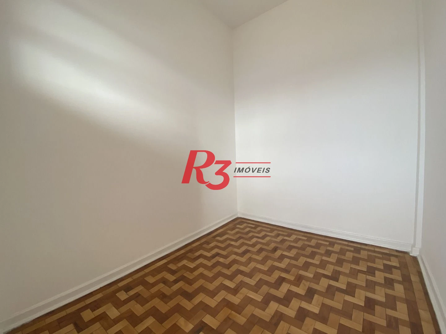 Apartamento com 2 dormitórios para alugar, 120 m² por R$ 4.456,70/mês - Boqueirão - Santos/SP
