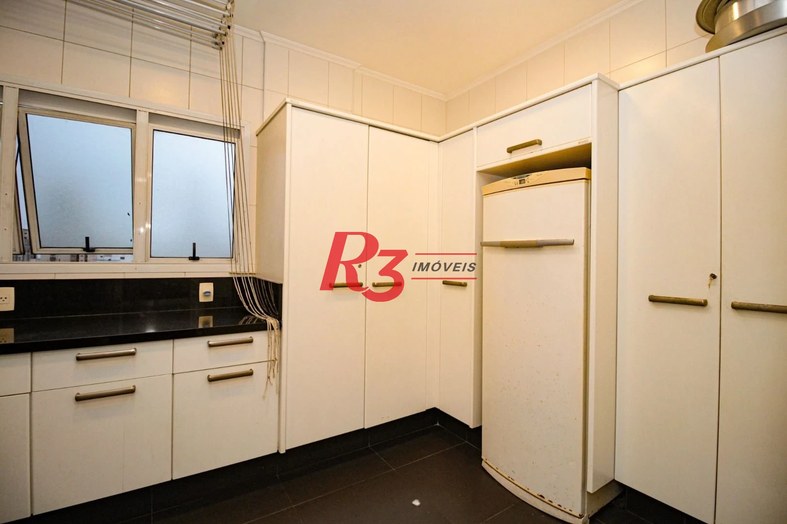 Cobertura à venda, 437 m² por R$ 4.800.000,00 - Gonzaga - Santos/SP