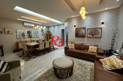 Casa à venda, 189 m² por R$ 1.600.000,00 - Campo Grande - Santos/SP