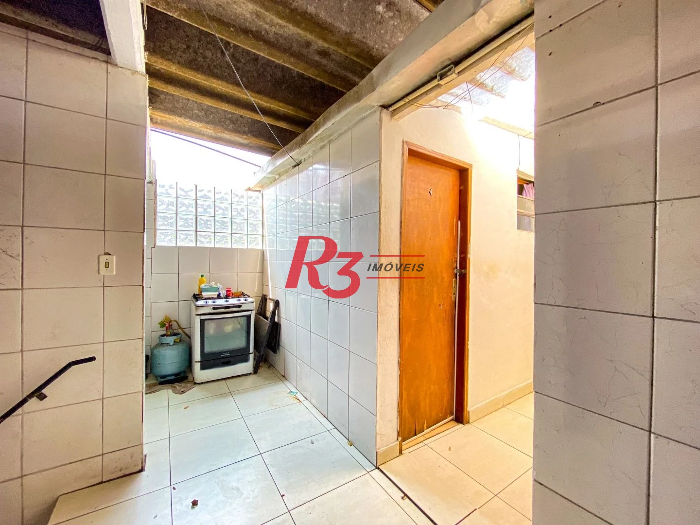 Casa com 14 dormitórios à venda, 244 m² por R$ 890.000,00 - Campo Grande - Santos/SP