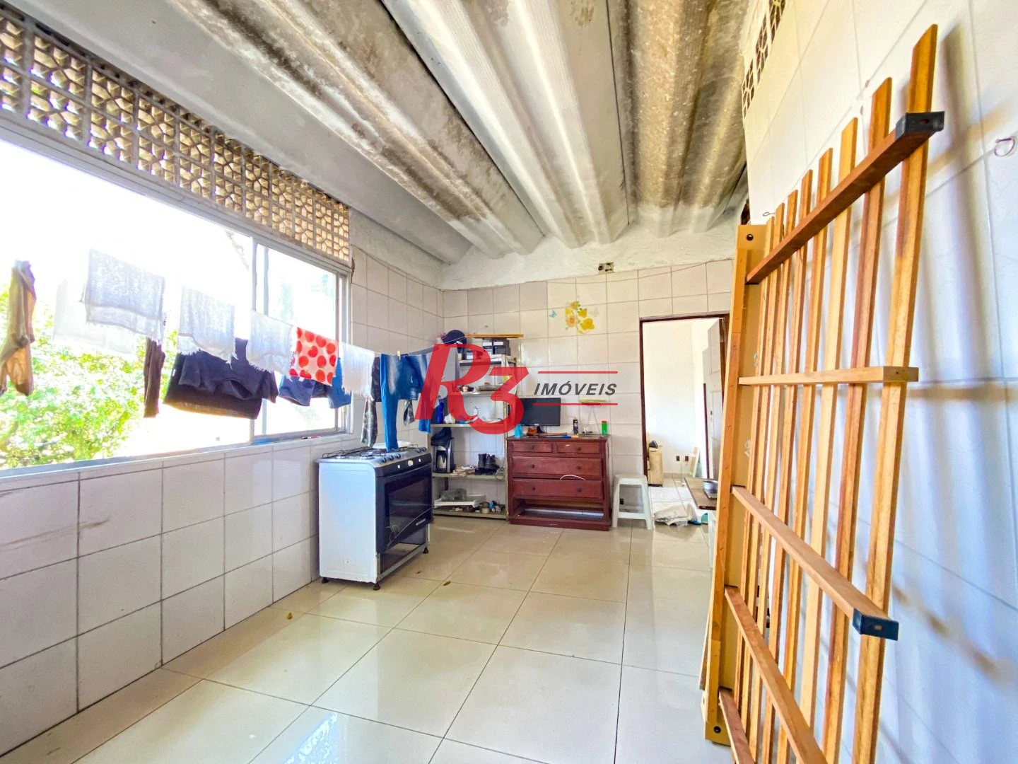 Casa com 14 dormitórios à venda, 244 m² por R$ 890.000,00 - Campo Grande - Santos/SP