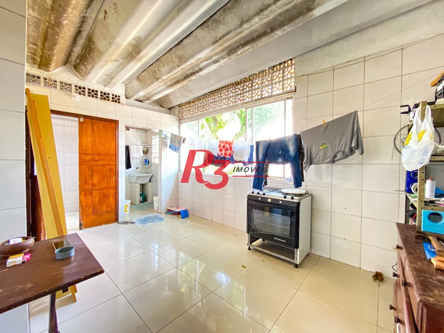 Casa com 14 dormitórios à venda, 244 m² por R$ 890.000,00 - Campo Grande - Santos/SP