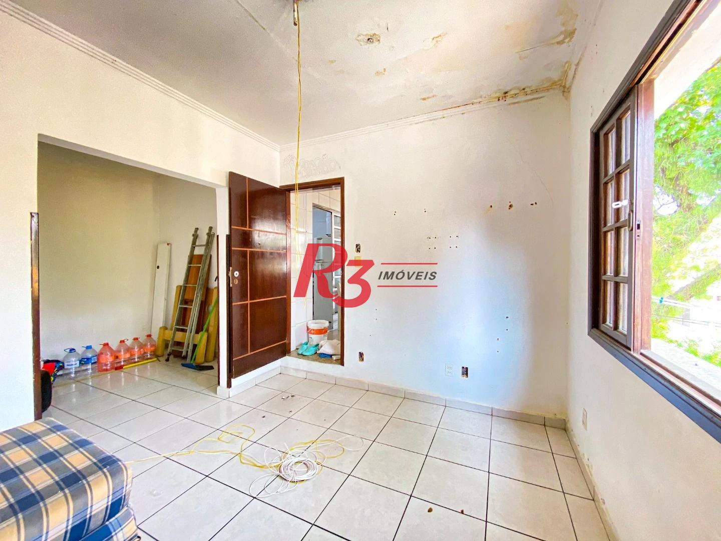 Casa com 14 dormitórios à venda, 244 m² por R$ 890.000,00 - Campo Grande - Santos/SP