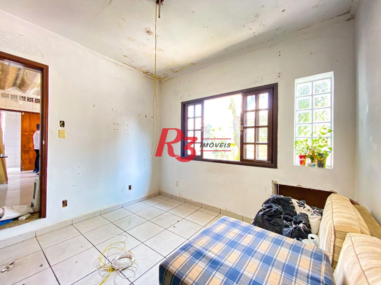 Casa com 14 dormitórios à venda, 244 m² por R$ 890.000,00 - Campo Grande - Santos/SP