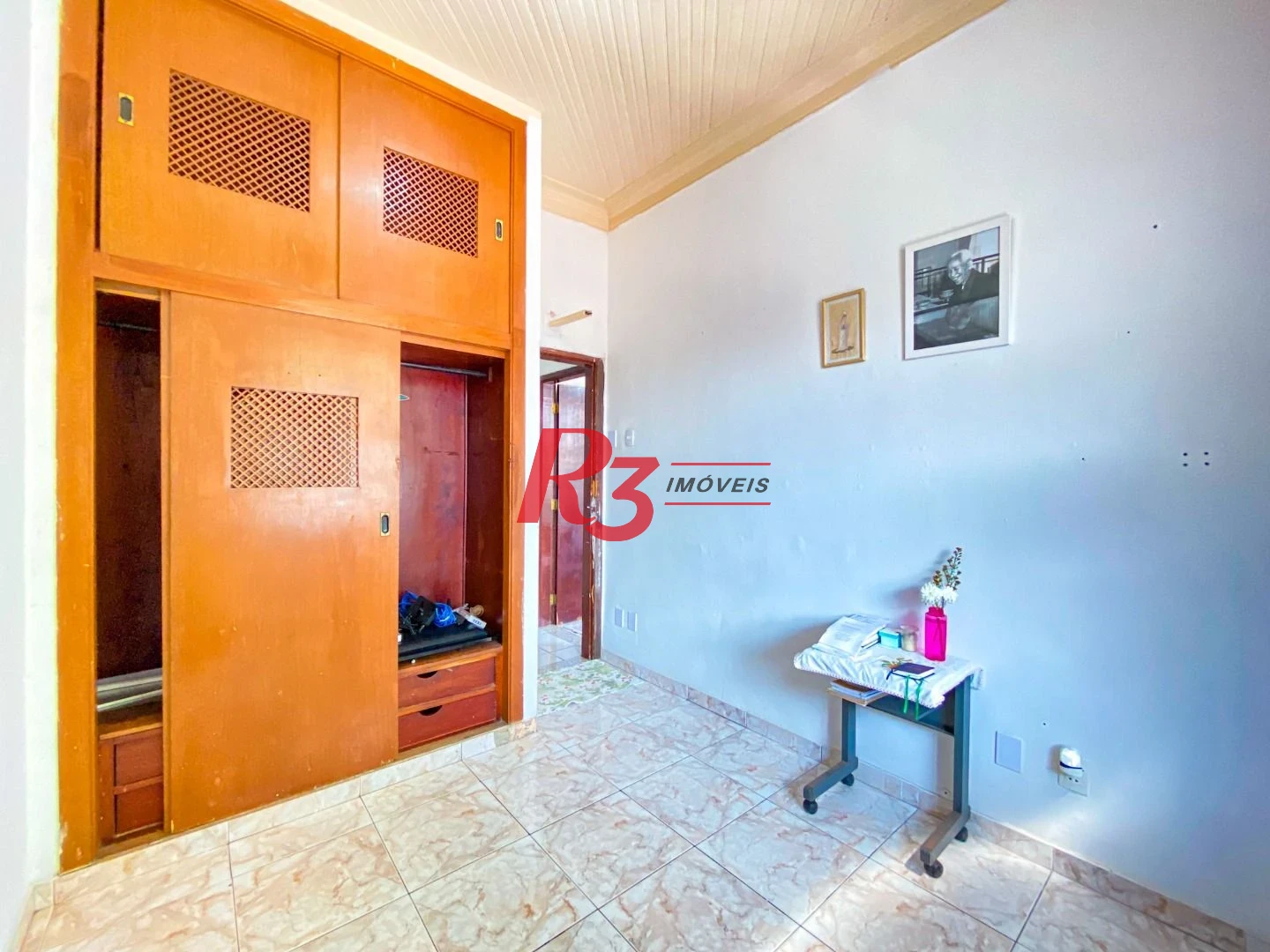 Casa com 14 dormitórios à venda, 244 m² por R$ 890.000,00 - Campo Grande - Santos/SP