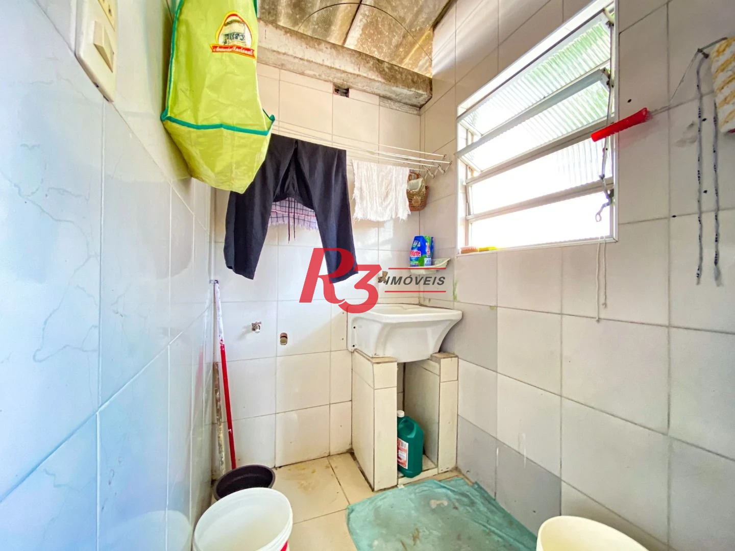 Casa com 14 dormitórios à venda, 244 m² por R$ 890.000,00 - Campo Grande - Santos/SP
