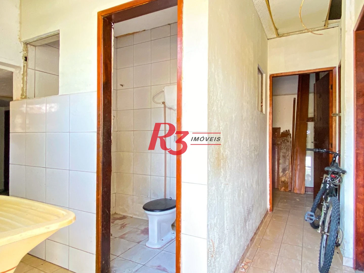 Casa com 14 dormitórios à venda, 244 m² por R$ 890.000,00 - Campo Grande - Santos/SP