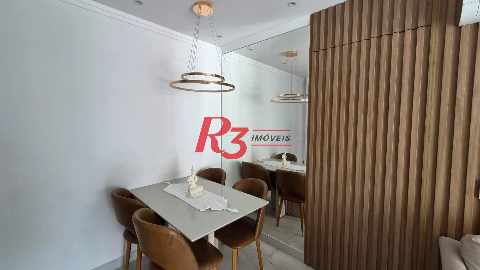 Apartamento com 2 dormitórios à venda, 63 m² por R$ 690.000,00 - Marapé - Santos/SP