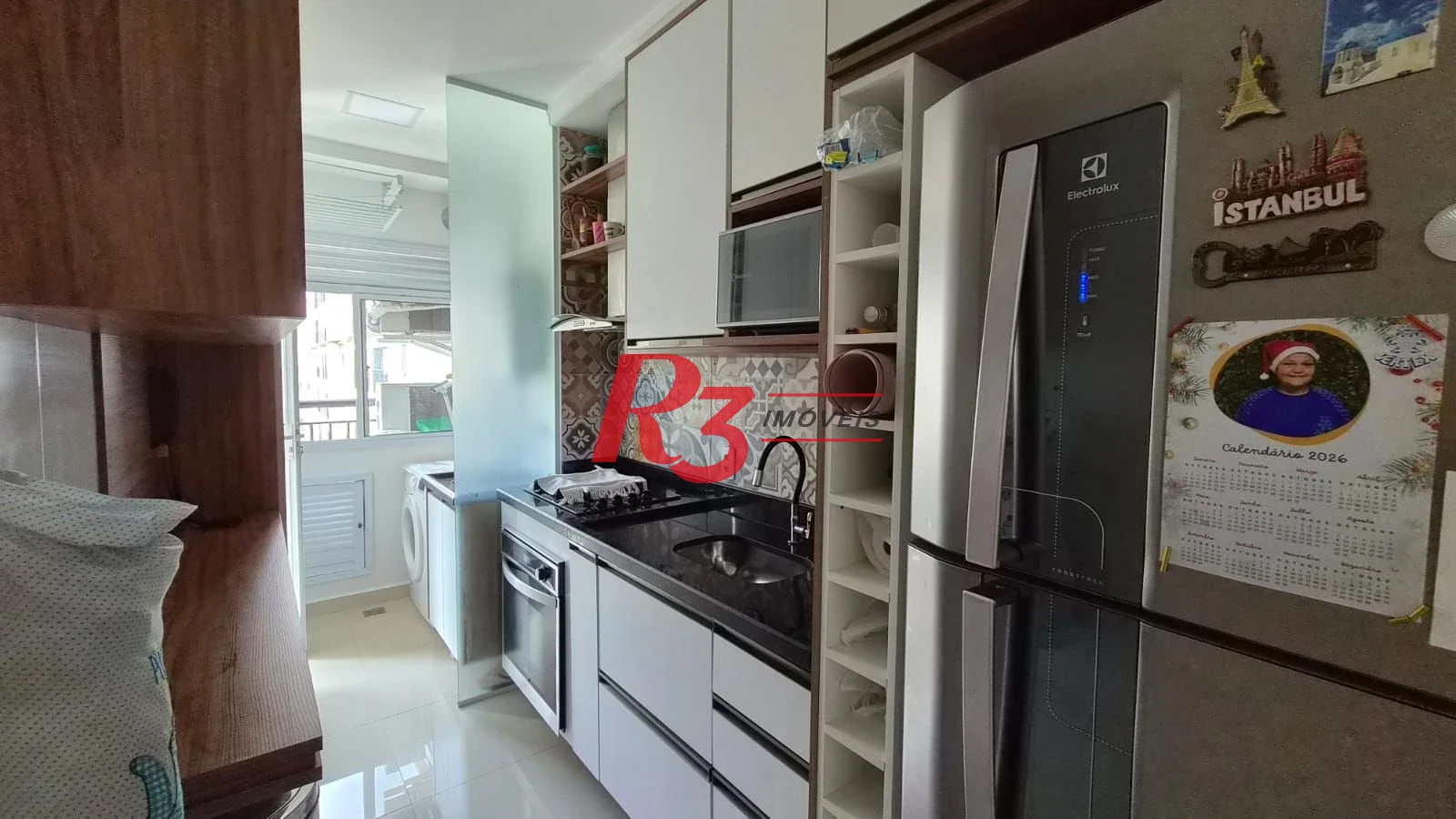 Apartamento com 2 dormitórios à venda, 63 m² por R$ 690.000,00 - Marapé - Santos/SP
