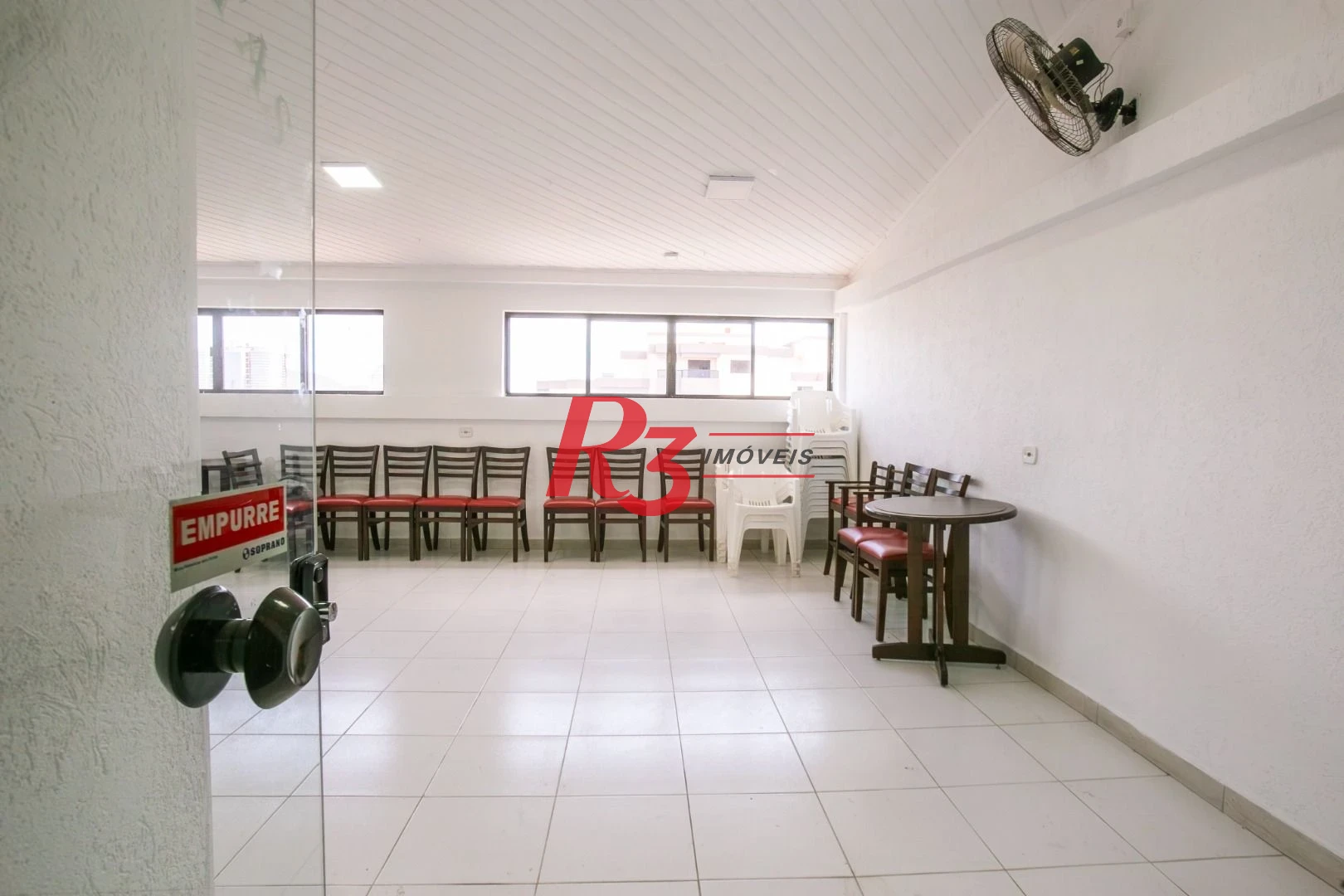 Apartamento para alugar, 112 m² por R$ 4.400,00/mês - Embaré - Santos/SP