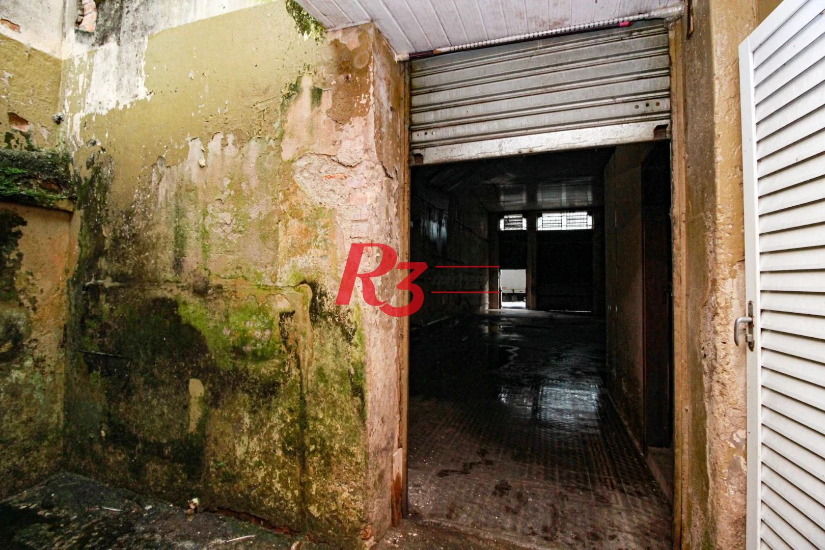 Prédio para alugar, 305 m² por R$ 9.145,00/mês - Vila Nova - Santos/SP