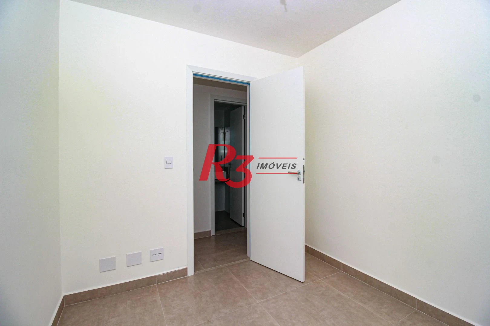Apartamento com 2 dormitórios à venda, 58 m² por R$ 640.000,00 - Marapé - Santos/SP