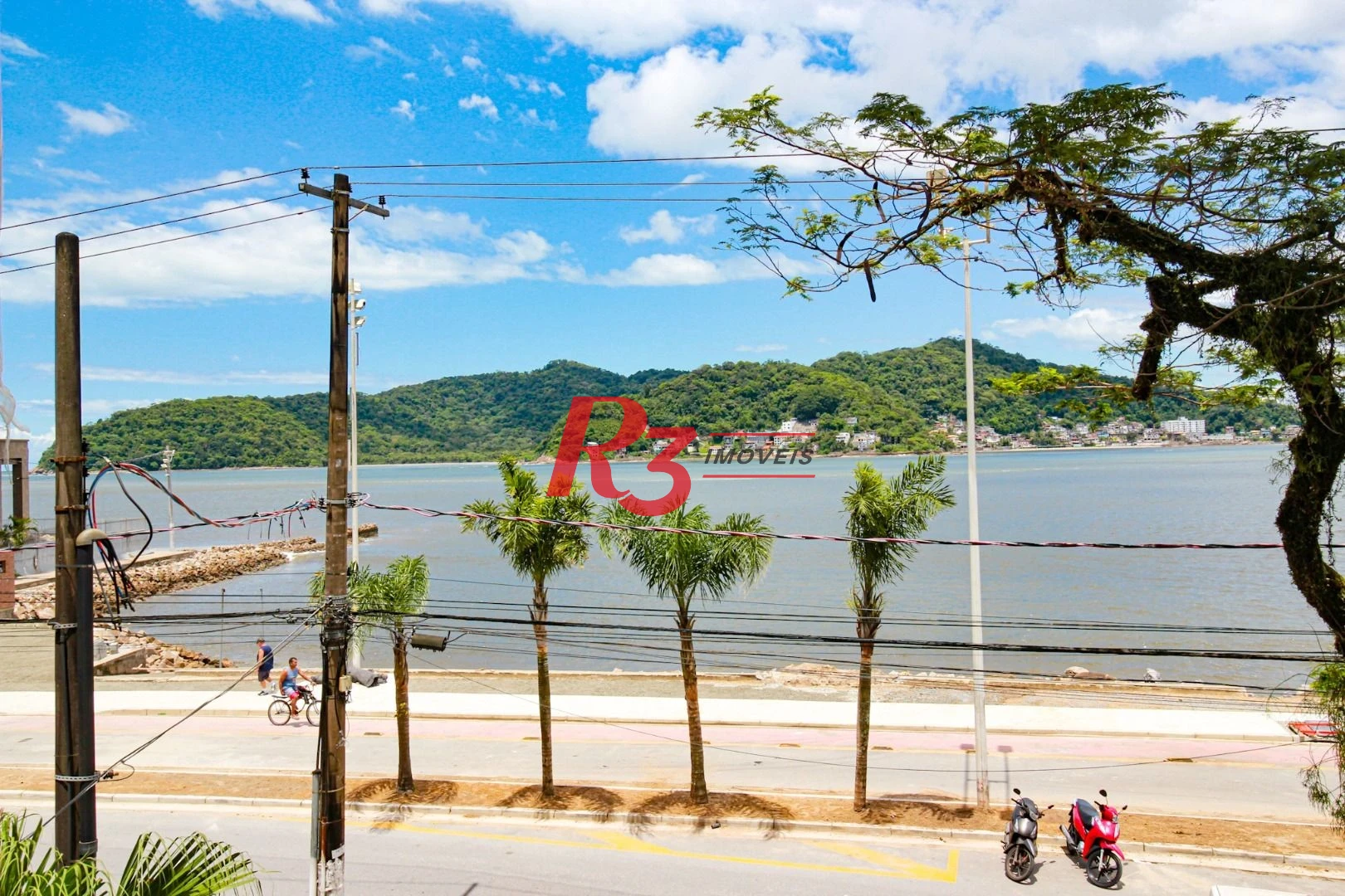 Apartamento com 2 dormitórios à venda, 105 m² por R$ 532.000,00 - Centro - São Vicente/SP