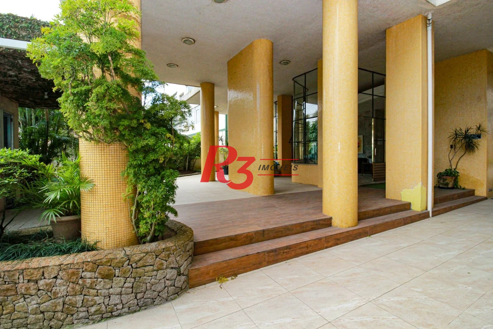Apartamento com 2 dormitórios à venda, 105 m² por R$ 532.000,00 - Centro - São Vicente/SP