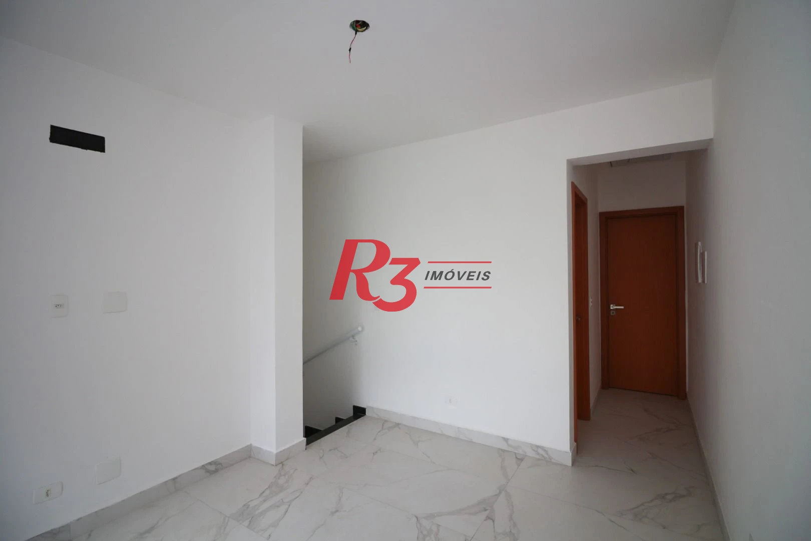 Casa com 3 dormitórios à venda, 150 m² por R$ 1.545.000,00 - Embaré - Santos/SP