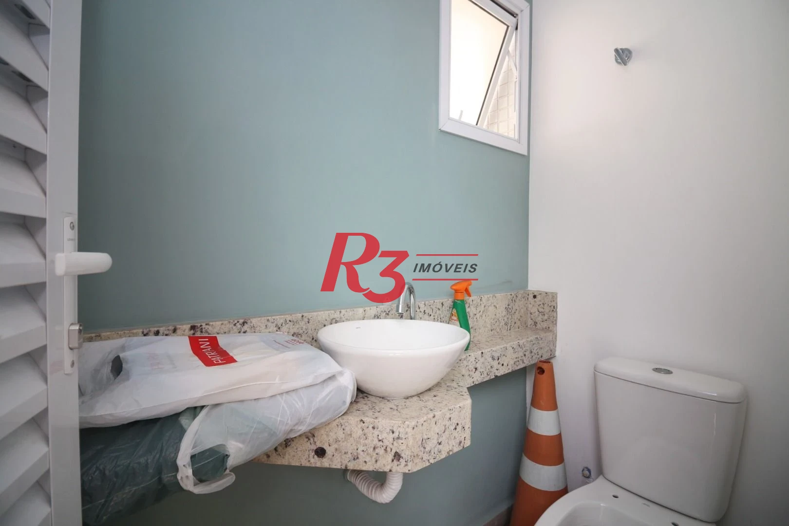 Casa com 3 dormitórios à venda, 150 m² por R$ 1.545.000,00 - Embaré - Santos/SP