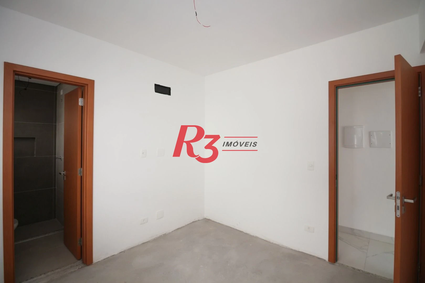 Casa com 3 dormitórios à venda, 150 m² por R$ 1.545.000,00 - Embaré - Santos/SP