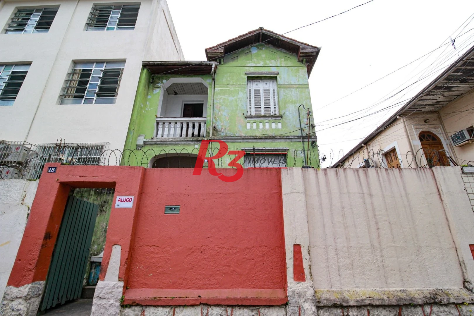 Casa à venda, 228 m² por R$ 695.000,00 - Vila Nova - Santos/SP