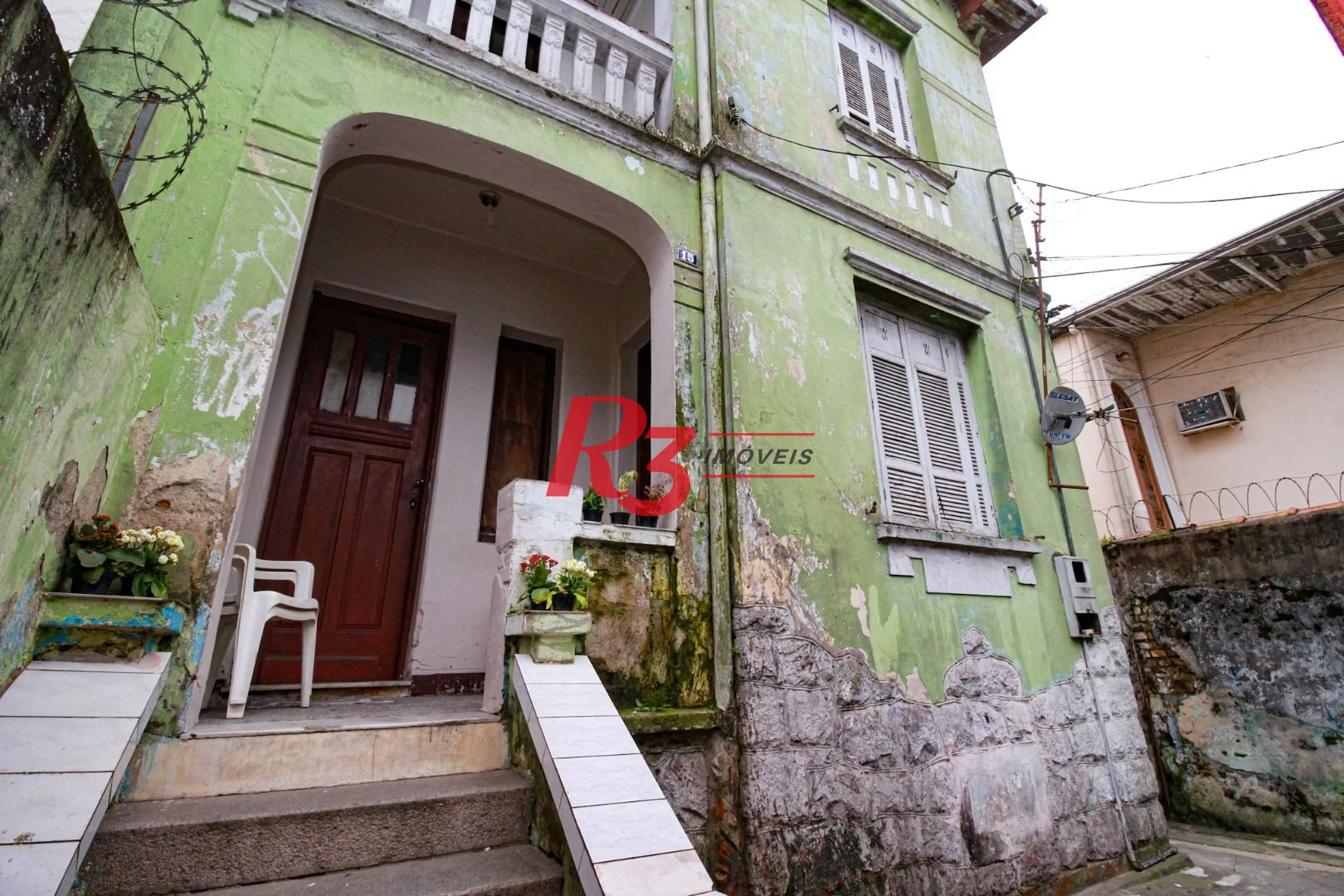 Casa à venda, 228 m² por R$ 695.000,00 - Vila Nova - Santos/SP