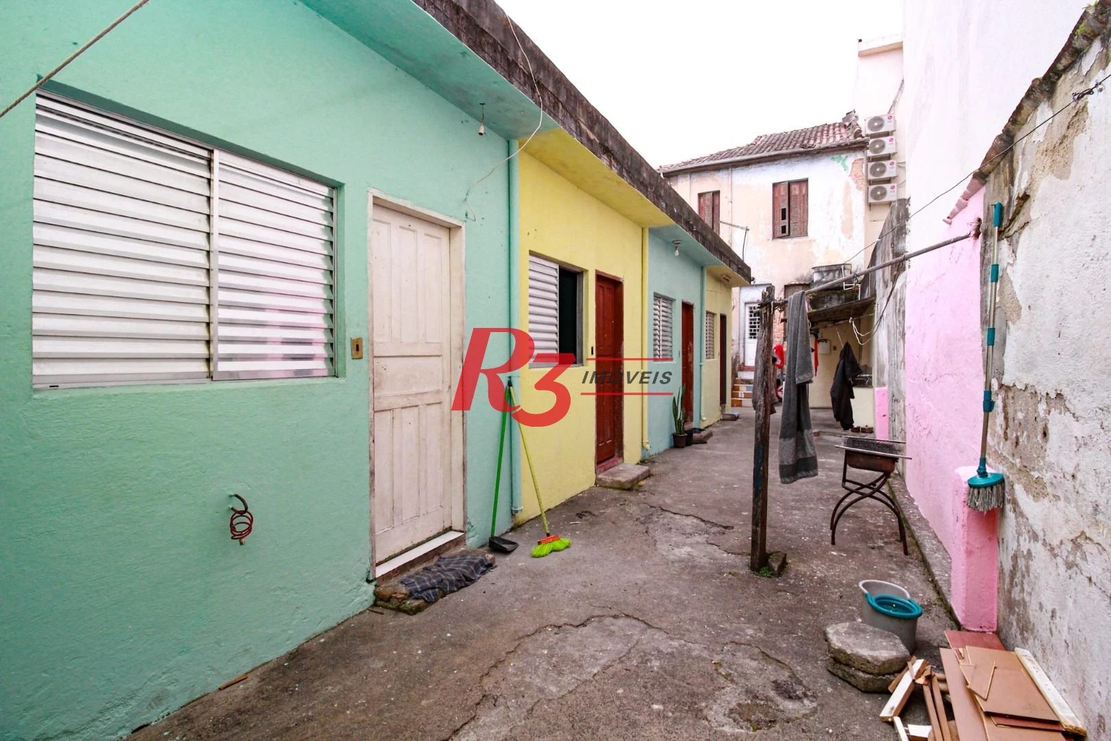 Casa à venda, 228 m² por R$ 695.000,00 - Vila Nova - Santos/SP