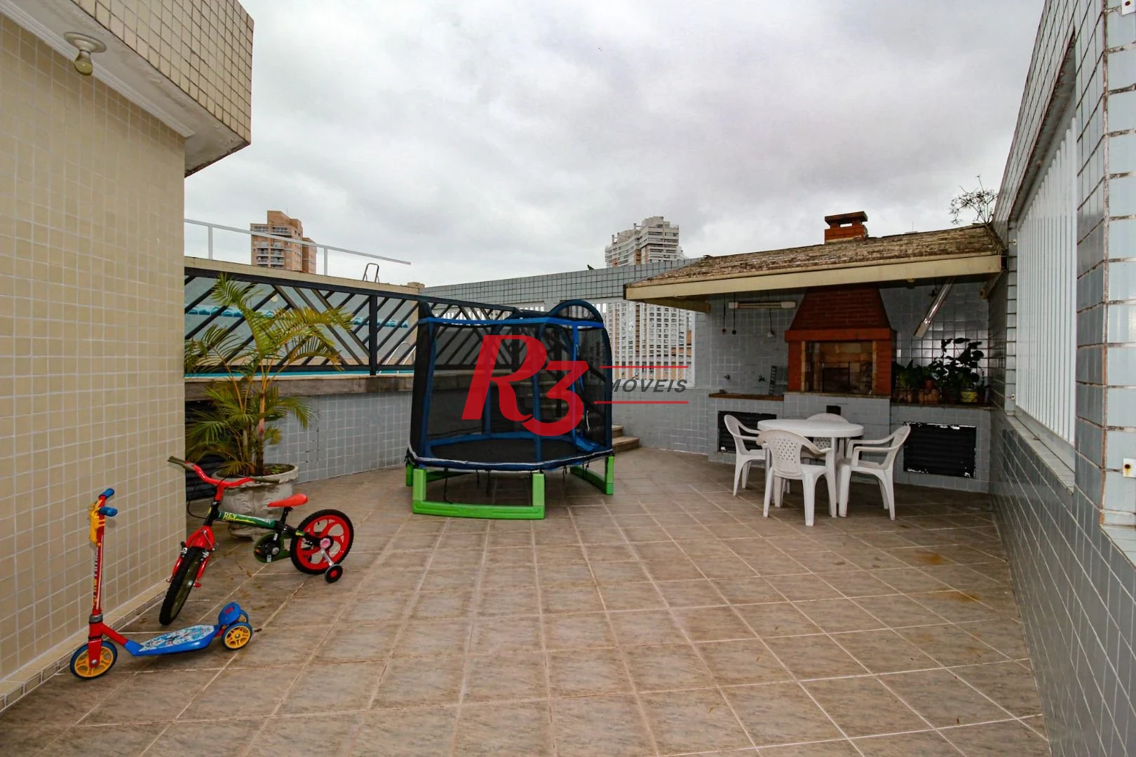 Cobertura à venda, 271 m² por R$ 1.700.000,00 - Gonzaga - Santos/SP
