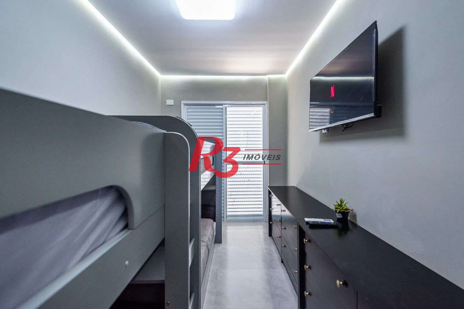 Apartamento com 2 dormitórios à venda, 70 m² por R$ 650.000,00 - Vila Belmiro - Santos/SP