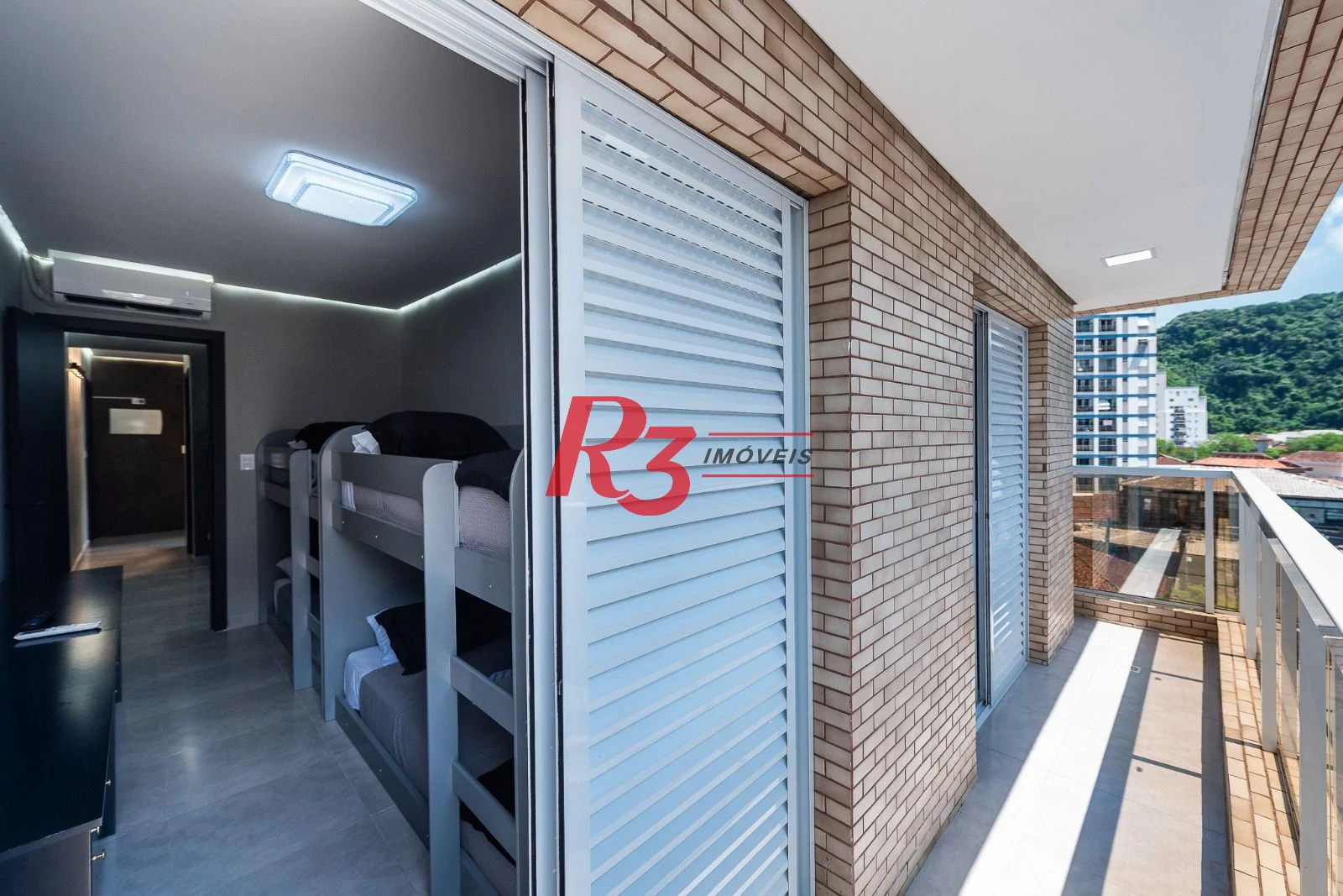 Apartamento com 2 dormitórios à venda, 70 m² por R$ 650.000,00 - Vila Belmiro - Santos/SP