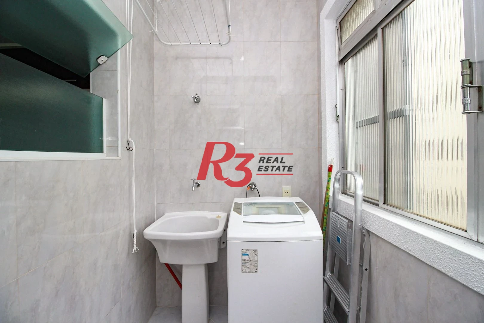 Apartamento com 1 dormitório à venda, 60 m² por R$ 550.000,00 - Boqueirão - Santos/SP