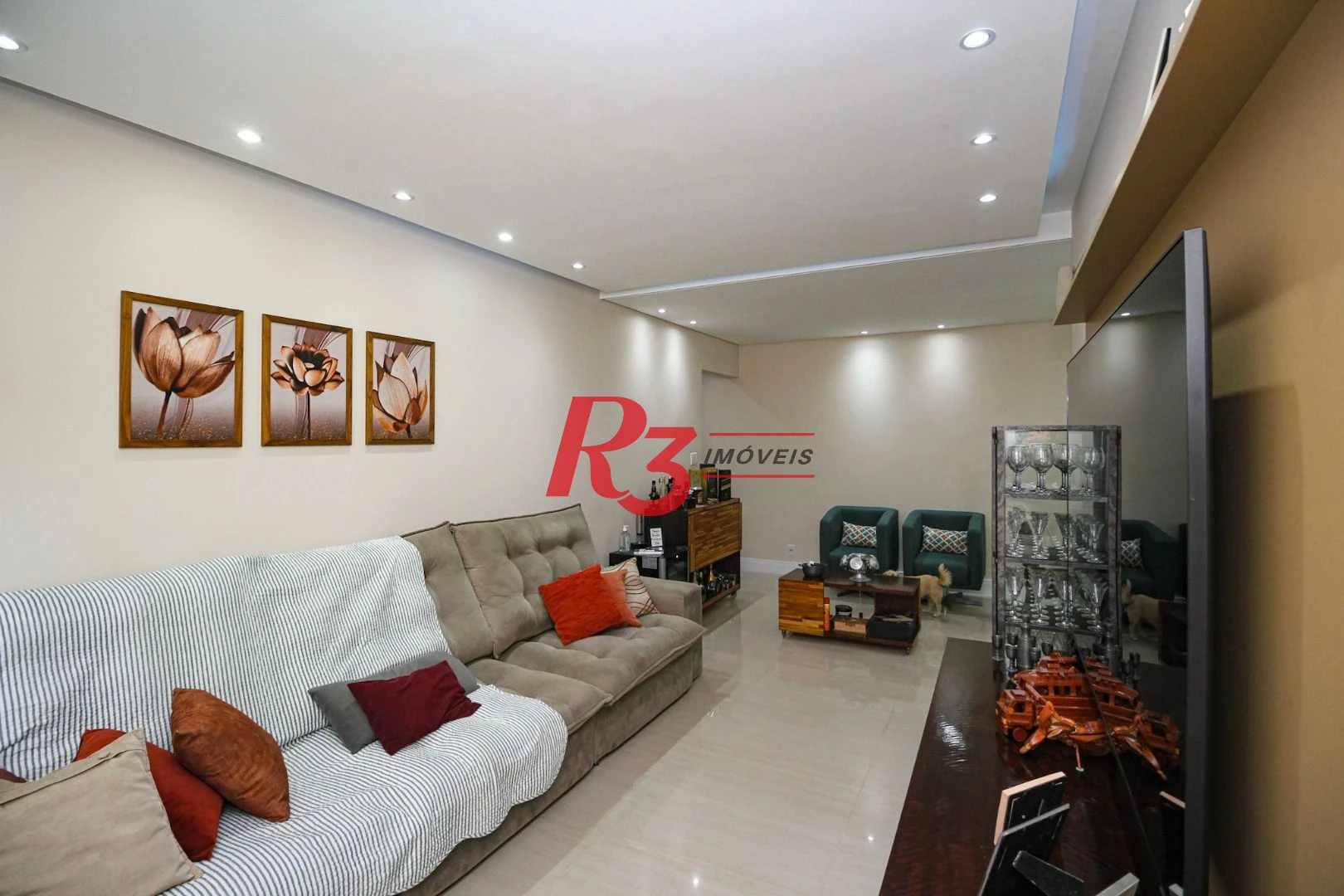 Apartamento com 3 dormitórios à venda, 125 m² por R$ 950.000,00 - Embaré - Santos/SP