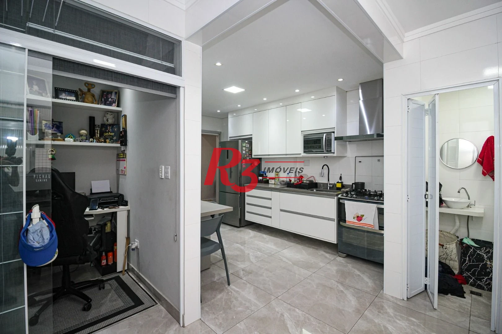 Apartamento com 3 dormitórios à venda, 125 m² por R$ 950.000,00 - Embaré - Santos/SP