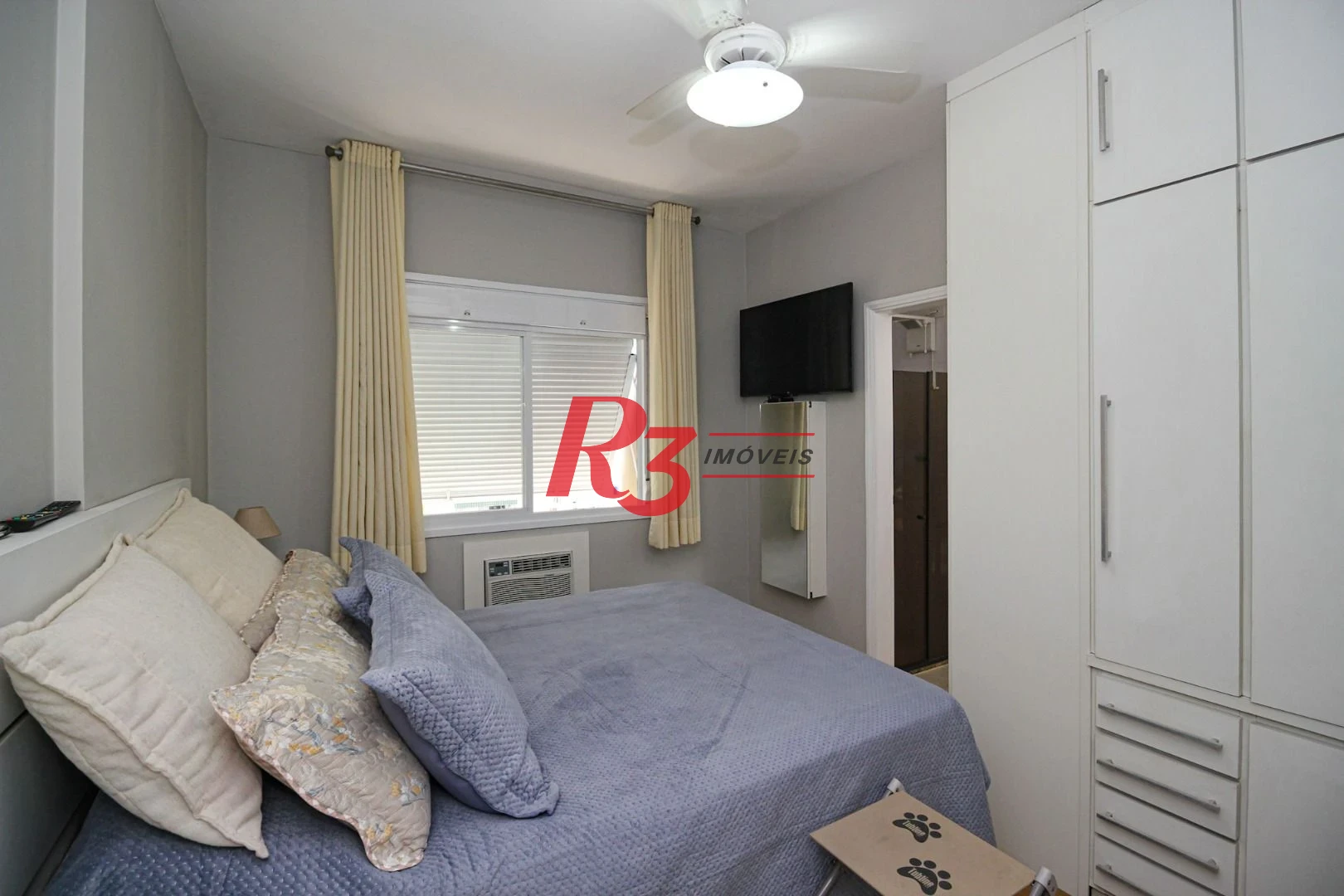 Apartamento com 3 dormitórios à venda, 125 m² por R$ 950.000,00 - Embaré - Santos/SP