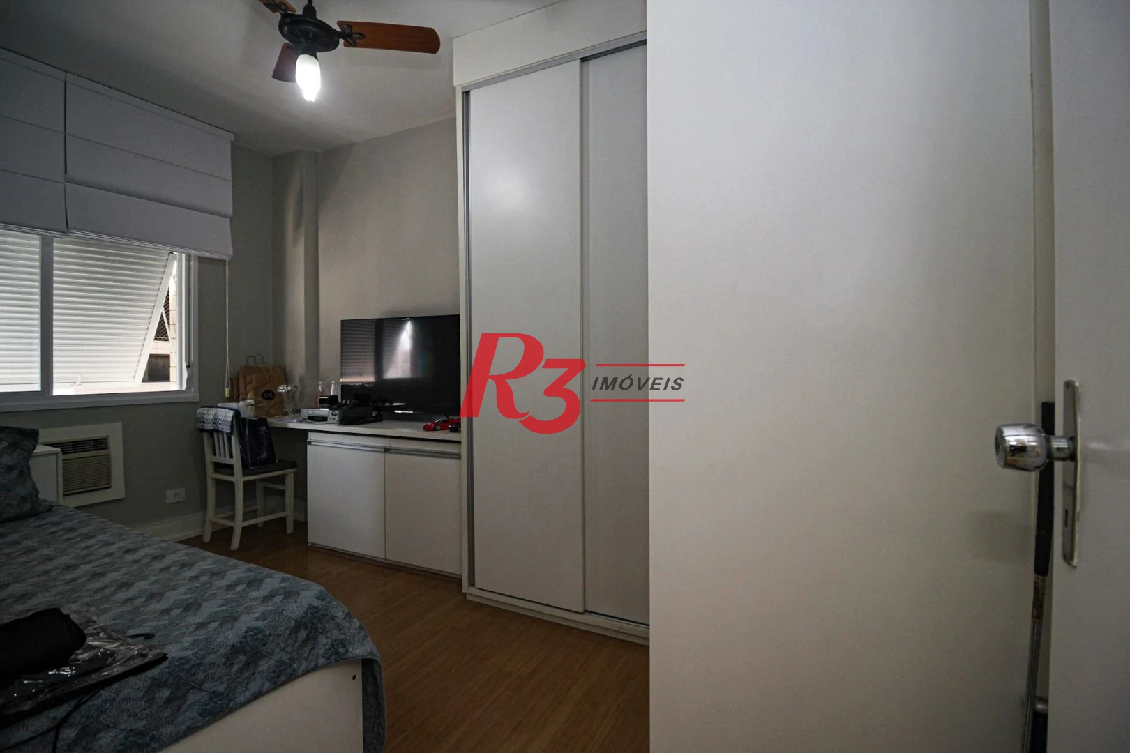 Apartamento com 3 dormitórios à venda, 125 m² por R$ 950.000,00 - Embaré - Santos/SP