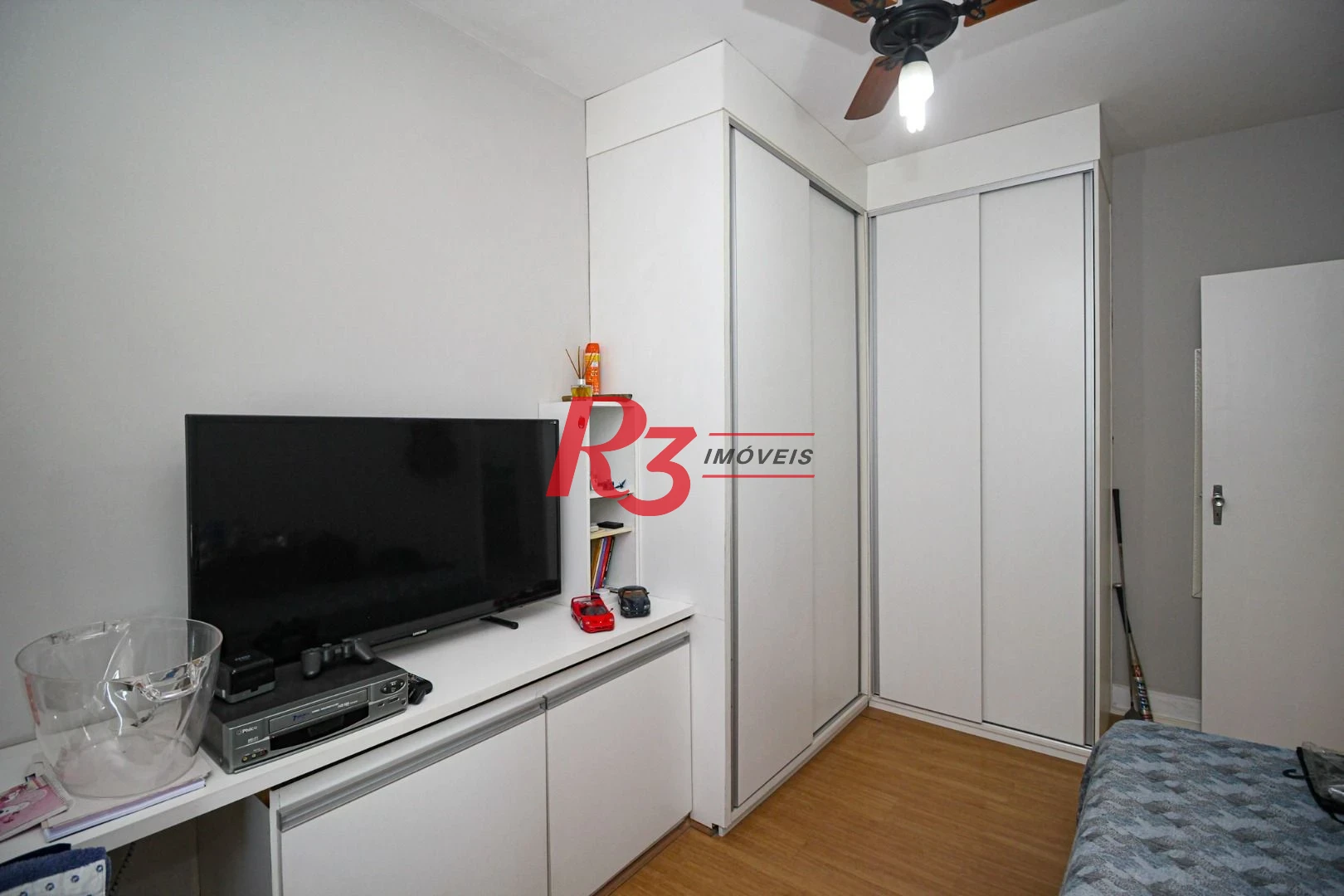 Apartamento com 3 dormitórios à venda, 125 m² por R$ 950.000,00 - Embaré - Santos/SP