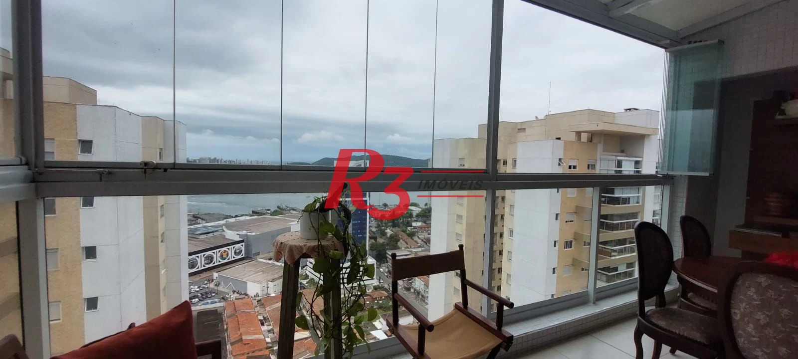 Apartamento com 3 dormitórios à venda, 111 m² por R$ 1.299.000,00 - Ponta da Praia - Santos/SP